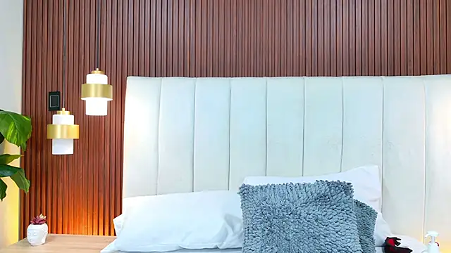 carrie_gb (F young) - A LOT OF SALIVA ON MY TITS 🔥