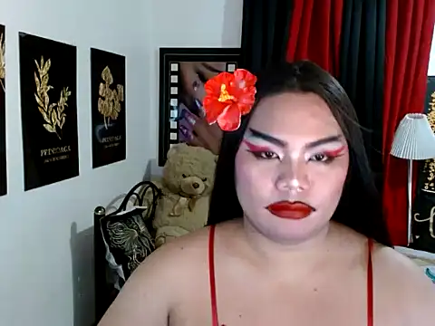 TSbrianaHugeCock webcam