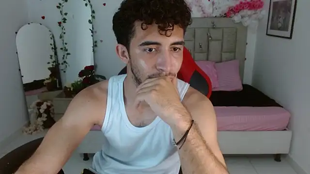 caius_fox (M young) - spit on cock