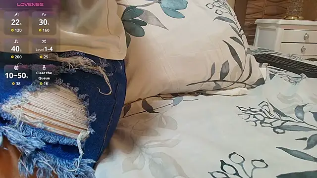 miladiosa - Miladiosa's free webcam - UK Sex Cams