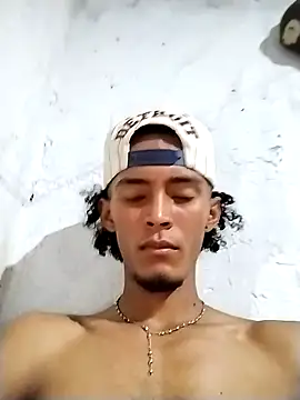 spittermasterpig... Live Webcam on Stripchat