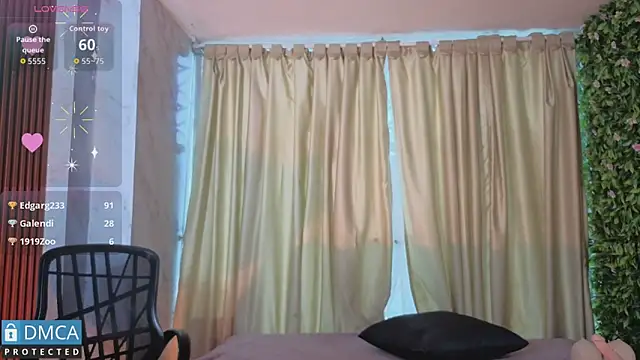 nena_cupcake_ webcam