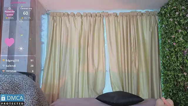 nena_cupcake_ webcam