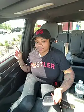 HaloRodeoLover2 Live Webcam on Stripchat