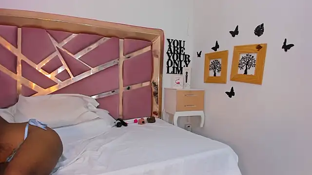 sharoon_cutee webcam