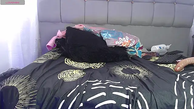 charlotte_brawn webcam