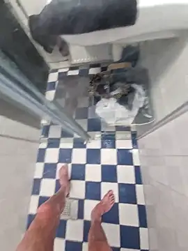 hornyman18cm39 webcam