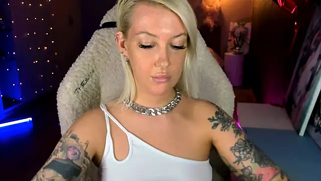 tykioty_Miley webcam