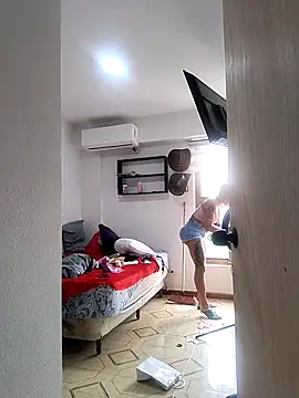 Alison_fitness webcam