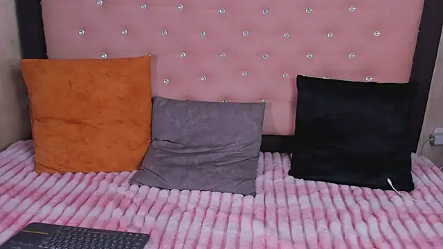 StefanyRousse webcam