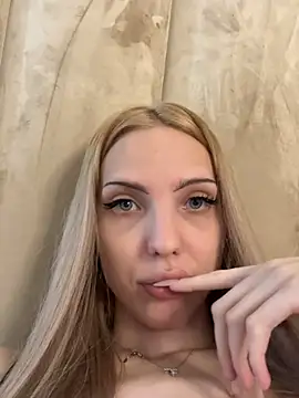 olivia_soft webcam