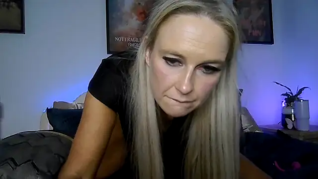 Imyourgoodgirl69xo webcam