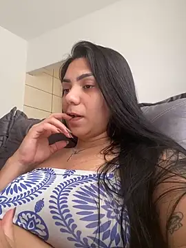 Nini_ webcam