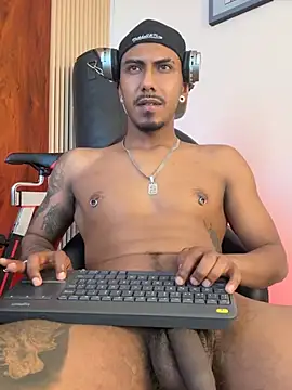 Latinmoster_boss webcam