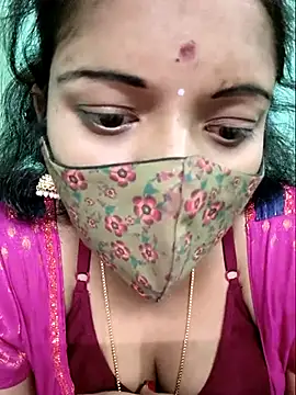 Ramya-hot-gueen webcam