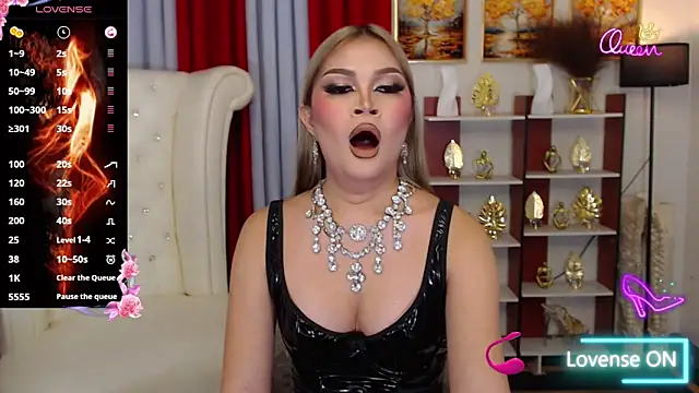 PrettyCockAthena webcam