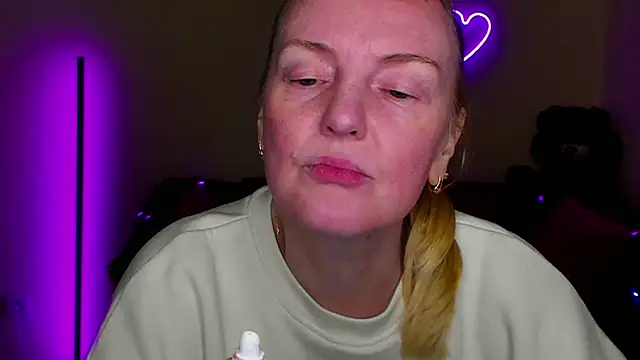 Bella_soulmate webcam