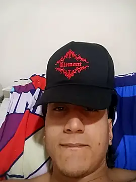 EsmeraldaNaim webcam