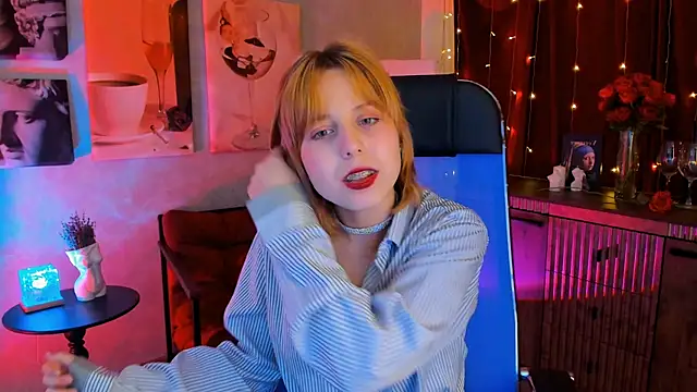 VivienneHebert webcam