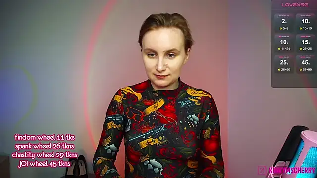 KinkyMissCherry webcam