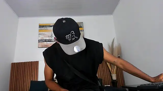 zander_2120's live cam