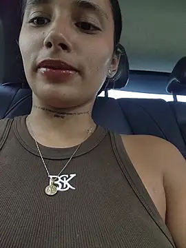 lorena_mcfly (F young) - Buy ICE-CREAM 🧁 and RUB IT on ur pussy