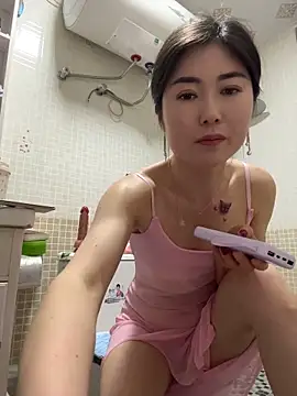 cherry--- (Ask my age) - ❤️户外上下真空国王👑或最后一位控制高射炮Outdo vacuum, squi