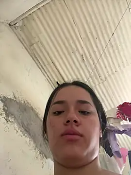 Webcam Model (Luciaparker03)  is live.Free join now!