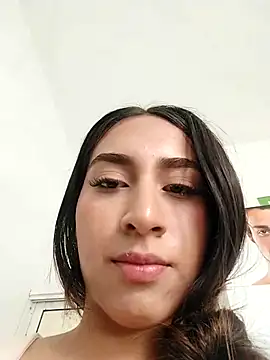 sexy_sara_outdoorss (F teen) - Desnuda con la puerta abierta del baño🍑