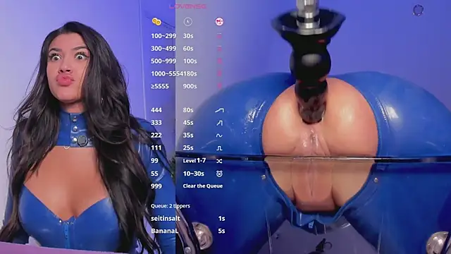 Dakota_Blare's live cam