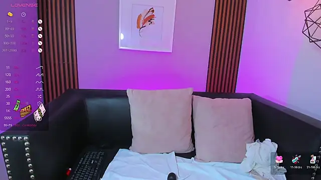 Nahiajhonson_ webcam