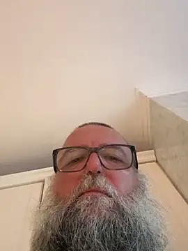 noitelivre (M mature) - Get naked