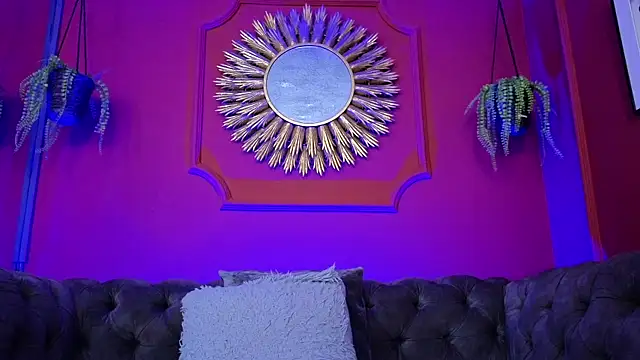 Julieta_Russell live sex cam