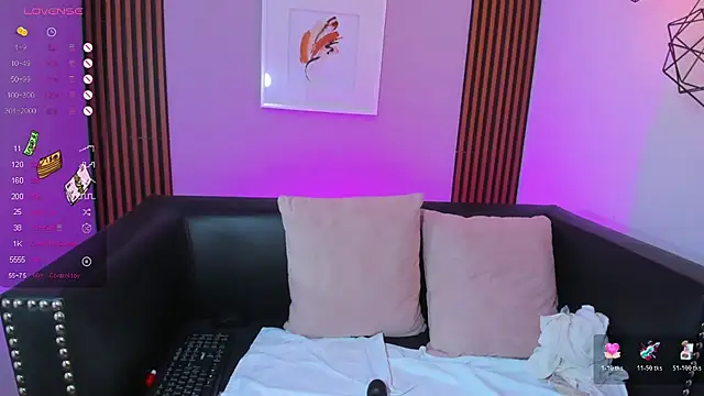 Nahiajhonson_ webcam