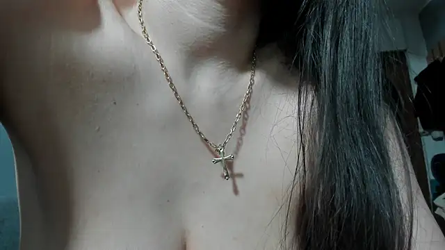 SexxyMeriem live sex cam