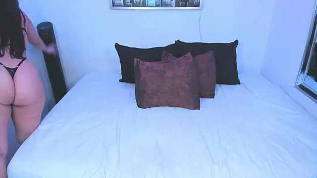 lau_miller (F young) - you look beautiful love 🥰💕