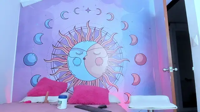 luna_hoott - Luna_hoott's free webcam - UK Sex Cams