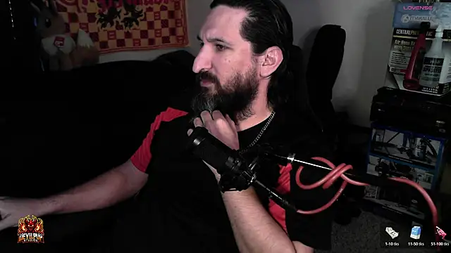 DevilPup75_ webcam