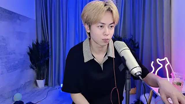 hafabva (M twink) - 性感小舞蹈Sexy little dance