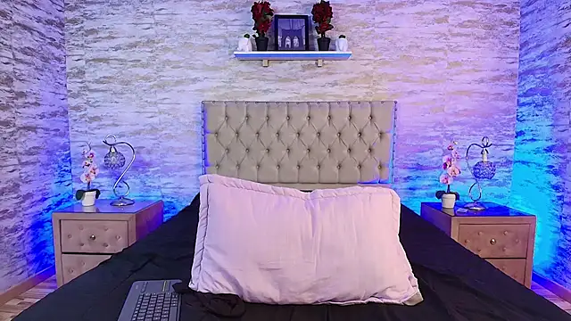 Elizabeth_Ferrer webcam