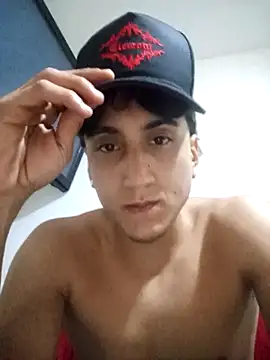 EsmeraldaNaim webcam