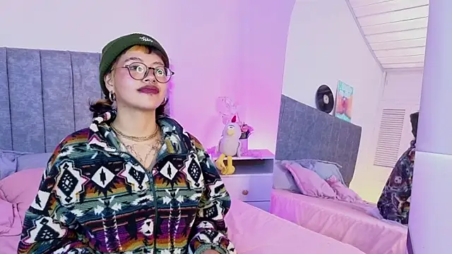 luna_blooms (F young) - flas tits and saliva