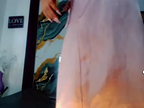 Sharlotte_Jones webcam