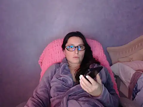 LuckyLisa23 webcam