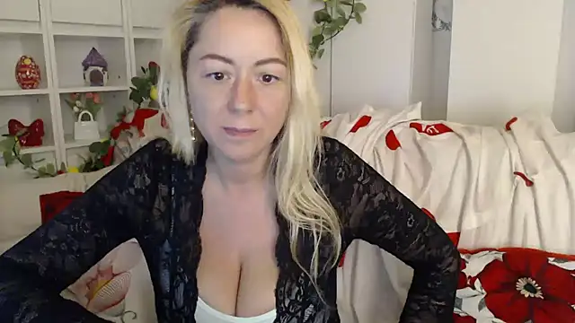_karolynesyera_ webcam