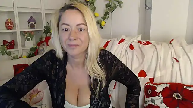 _karolynesyera_ webcam