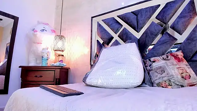 annie_vega17_ webcam