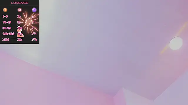 violet_myerrs webcam