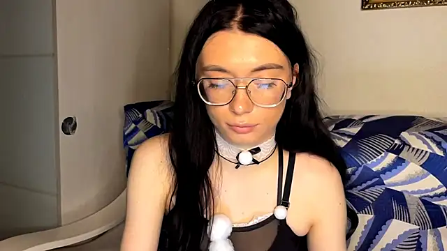 RenataBrought webcam