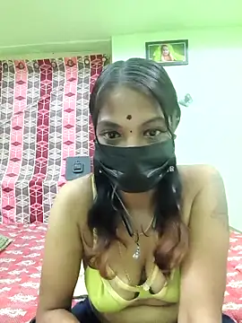 tamil_ishu (F milf) - Boobs show